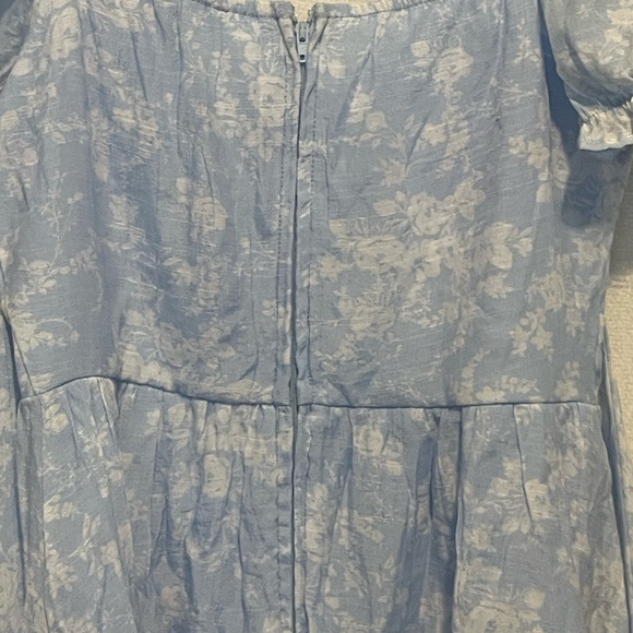 Francesca's Collections Blue and White Floral Dress - Picture 5 of 10